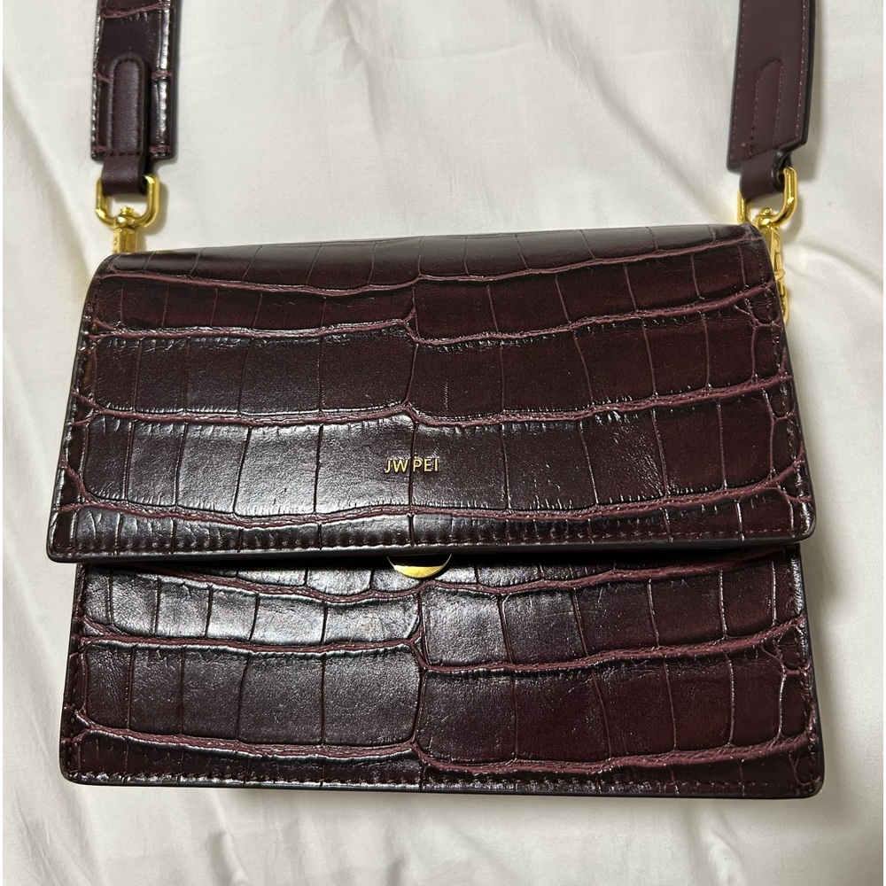 JE PEI shoulder bag